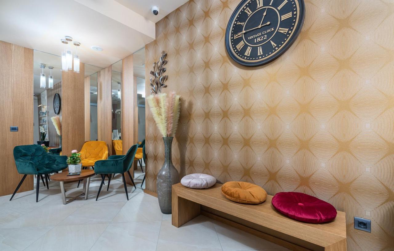 Hotel Dua Residence Poreč Buitenkant foto