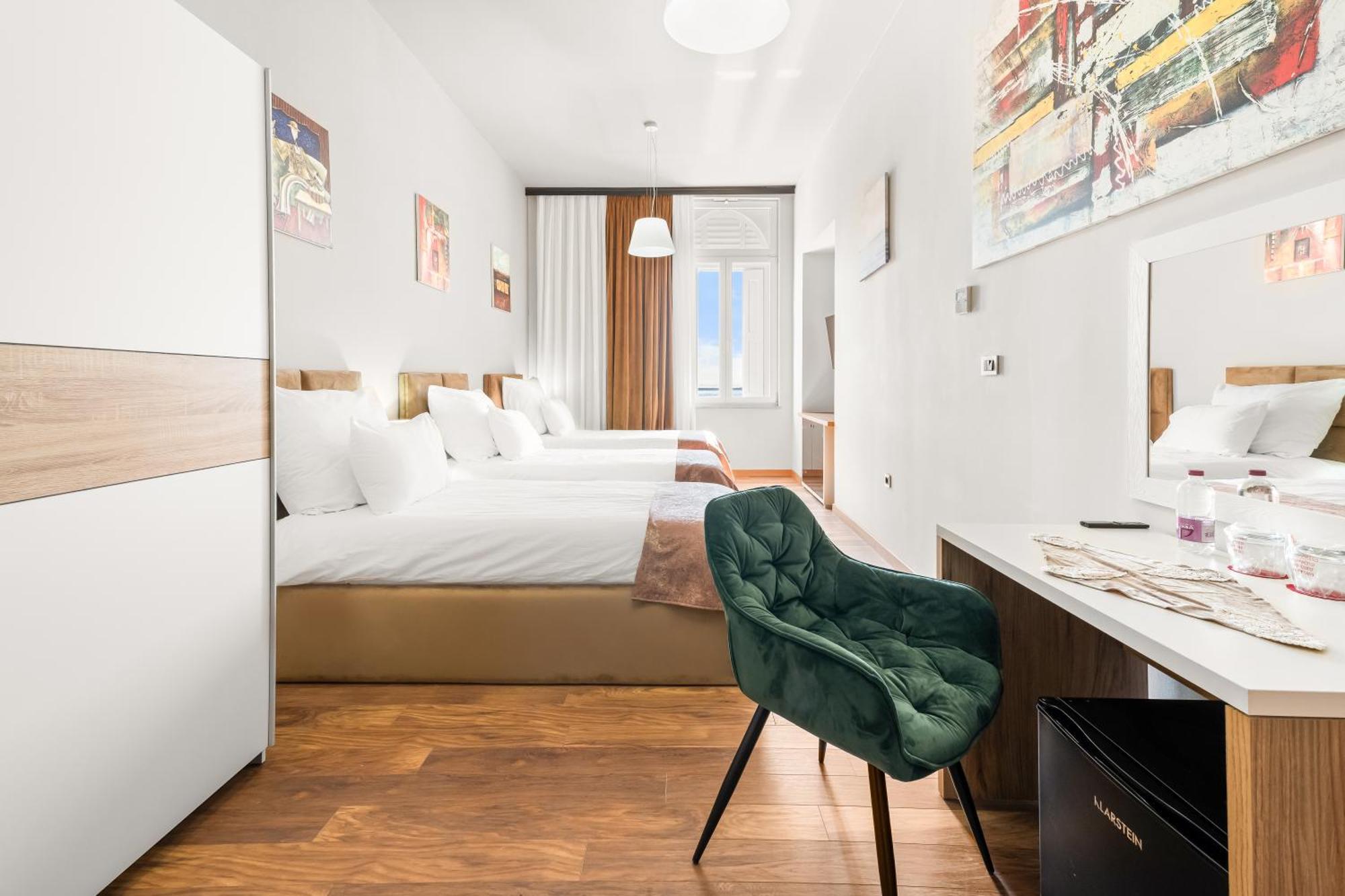 Hotel Dua Residence Poreč Buitenkant foto